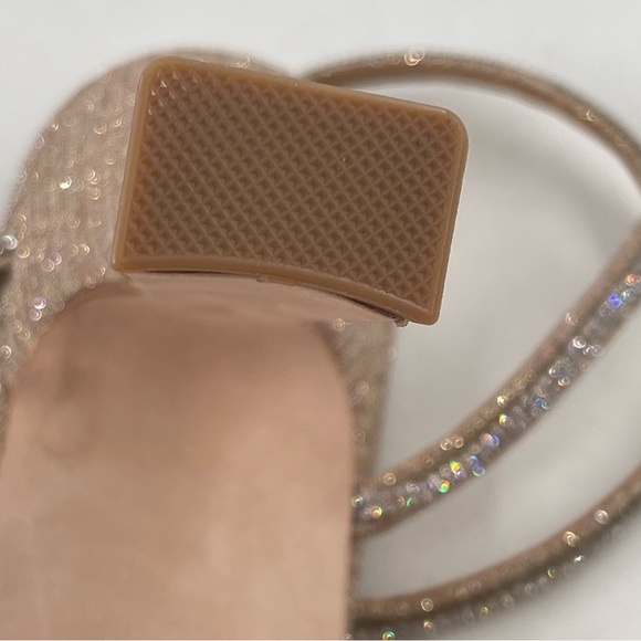 NIB! Badgley Mischka Women’s Urbana Pale Gold Glitter Stiletto Heel Sandals-8.5 - Picture 9 of 14